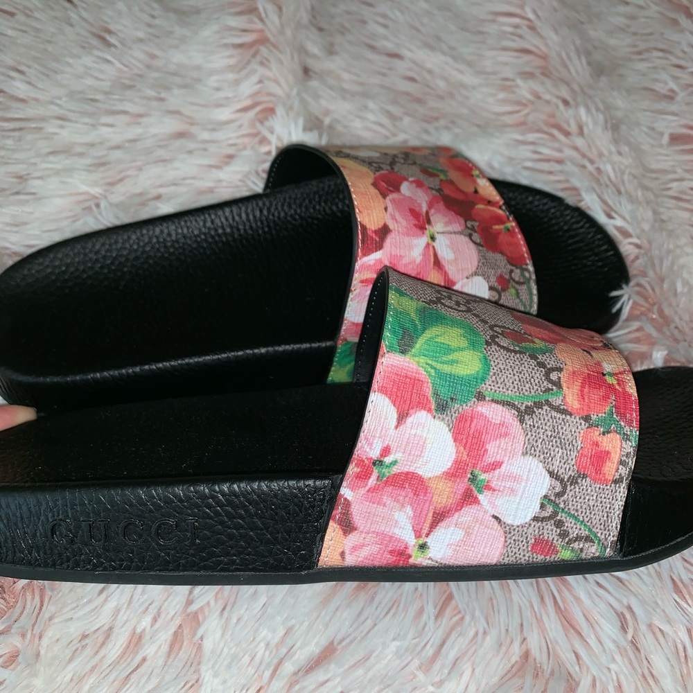 Gucci slides